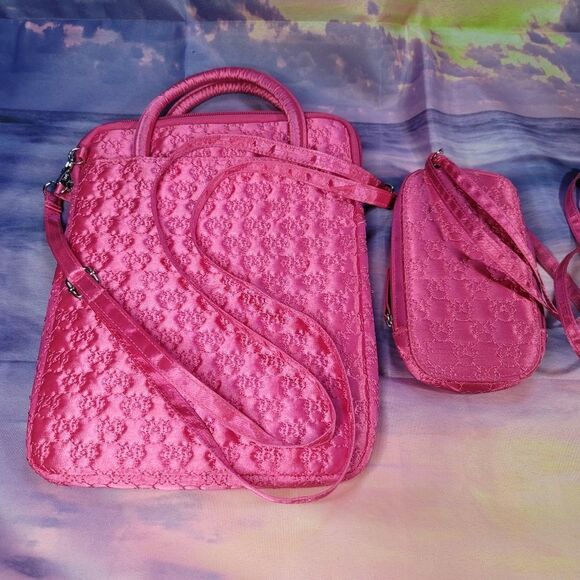 Disney Pink Minnie Mouse Quilted Tech Set with Shoulder Straps - Picture 1 of 11
